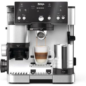 La Ninja ES501EU à -29,90 € : une machine à café 2-en-1 polyvalente pour espresso, latte et cappuccino