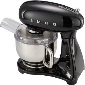 Bon plan chez Villatech sur Robot patissier Smeg SMF03BLEU NOIR : 538 €